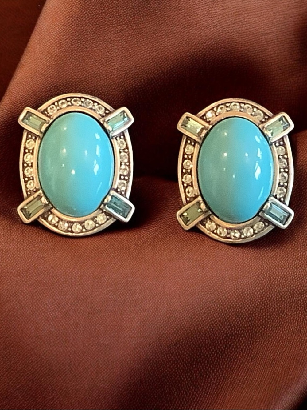 Heidi Daus Turquoise & Gold Oval  Earrings With Swarovski Crystals.  NWOT
